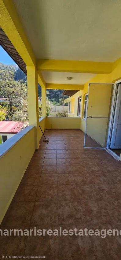 In İçmeler zu vermieten 2+1 Wohnung, Küche, eine perfekte Wohnung