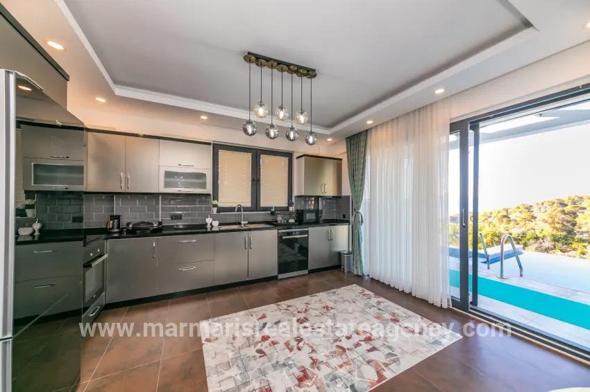 In Faralya eine Villa mit Meeresblick