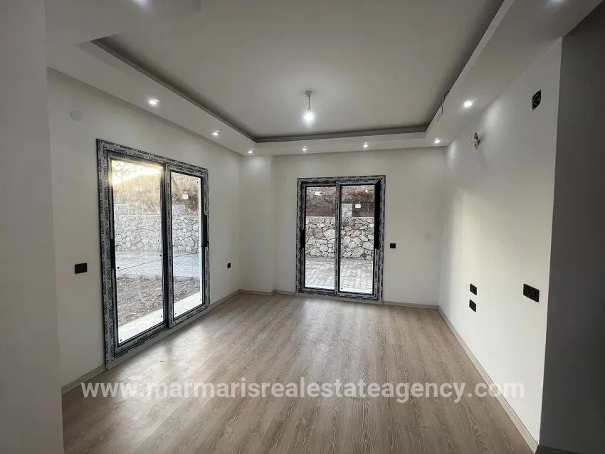 Marmaris Bozburun Stadtteil In dem atemberaubenden Meeresblick 4+1 Null 170 m2 satılık Villa