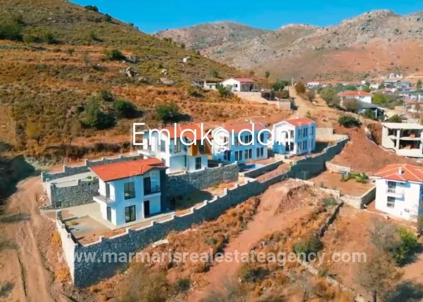 Marmaris Bozburun Stadtteil In dem atemberaubenden Meeresblick 4+1 Null 170 m2 satılık Villa