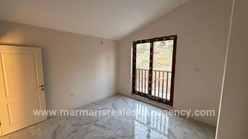 3+1-Zimmer Villa Zu verkaufen in Kızılyaka Bz. Ula - 465 m²