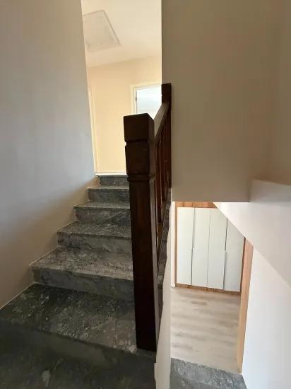 📍 Im Çetibeli Mahallesi befindet sich eine komfortable 3+1 unabhängige Villa - einzigartig zur Miete