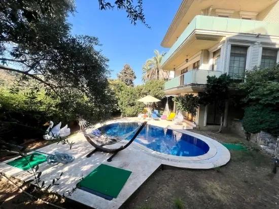 Zu verkaufen 4+2 Villa – 970 m² Grundstücksanteil – Armutalan