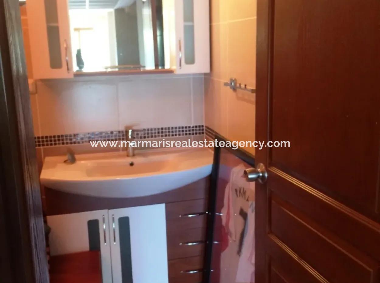 10 Schlafzimmer 2 Mit Pool Im Zentrum Von Marmaris.2500M2 Grundstück Zum Verkauf In Unserer Anlage.