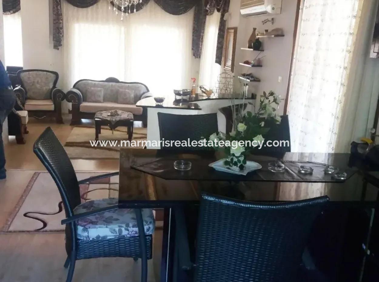 Gebaut Auf Einem Grundstück Von 7000M2 In Marmaris, 8 Zimmer, Haus Ranch Pool