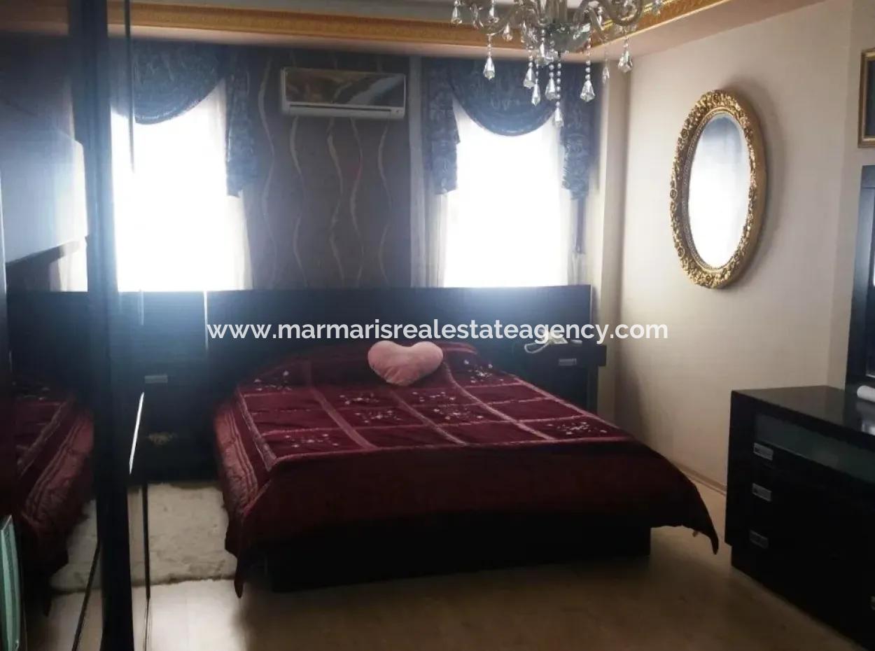 Gebaut Auf Einem Grundstück Von 7000M2 In Marmaris, 8 Zimmer, Haus Ranch Pool