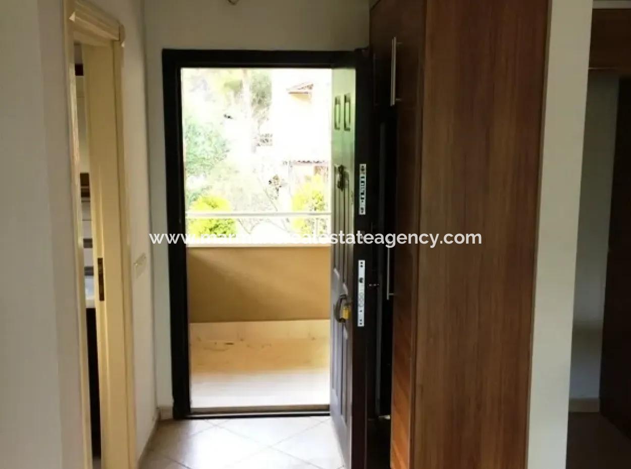 Super-Luxus-Duplex-Wohnung Mit Pool In Icmeler, Innerhalb Der Website