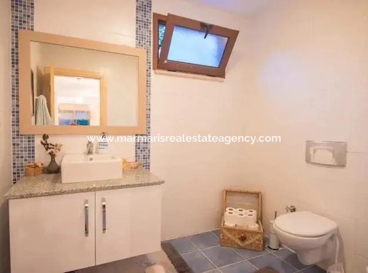 Das Gebiet Von Marmaris Armutalan Freistehende Villa Zum Verkauf 4 Zimmer 1 Wohn-Zimmer-Triplex-Villa Komplett