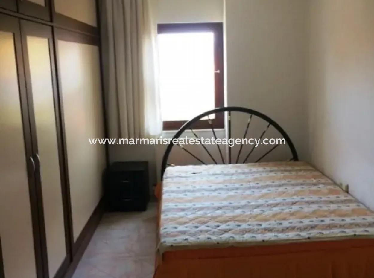 Freistehende Villa Mit Garten Zum Verkauf In Ula Muğla Bezirk Sultanahmet-Viertel Zweibettzimmer