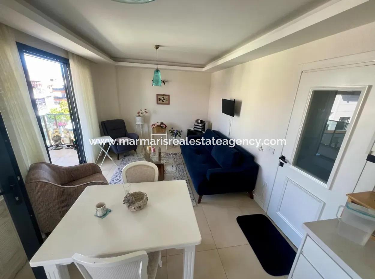 2 Zimmer, 1 Wohnzimmer, Neubau, Oberes Maisonette-Doppelzimmer, 90 M2, Wohnung Zum Verkauf Im Zentrum Von Marmaris, In Der Nähe Des Meeres