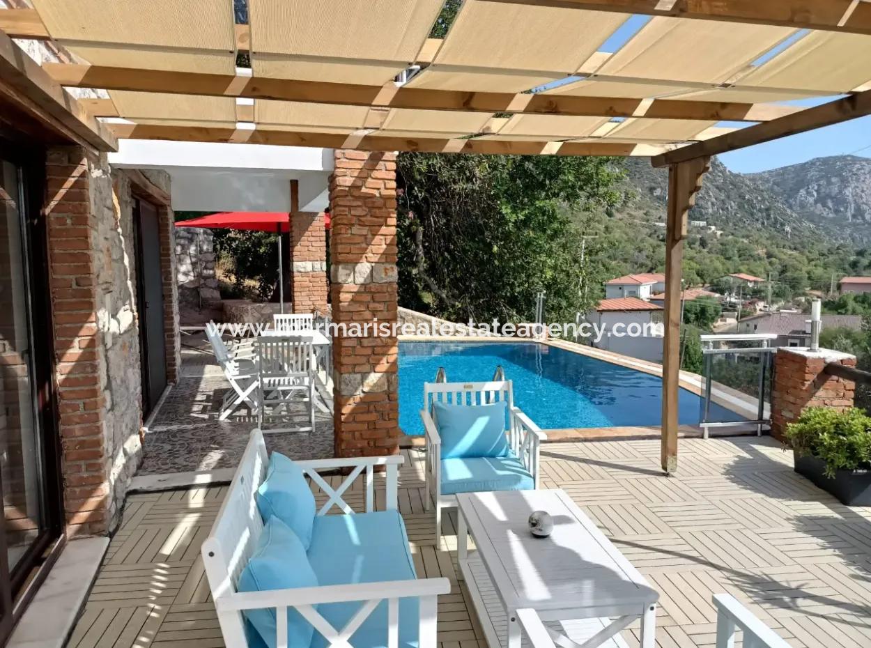 Villa Zum Verkauf In Marmaris Söğüt Village, Mit Herrlichem Meerblick, Swimmingpool, Parkplatz, 3 Zimmer, 1 Wohnzimmer, Garten, 200M2 Nutzfläche
