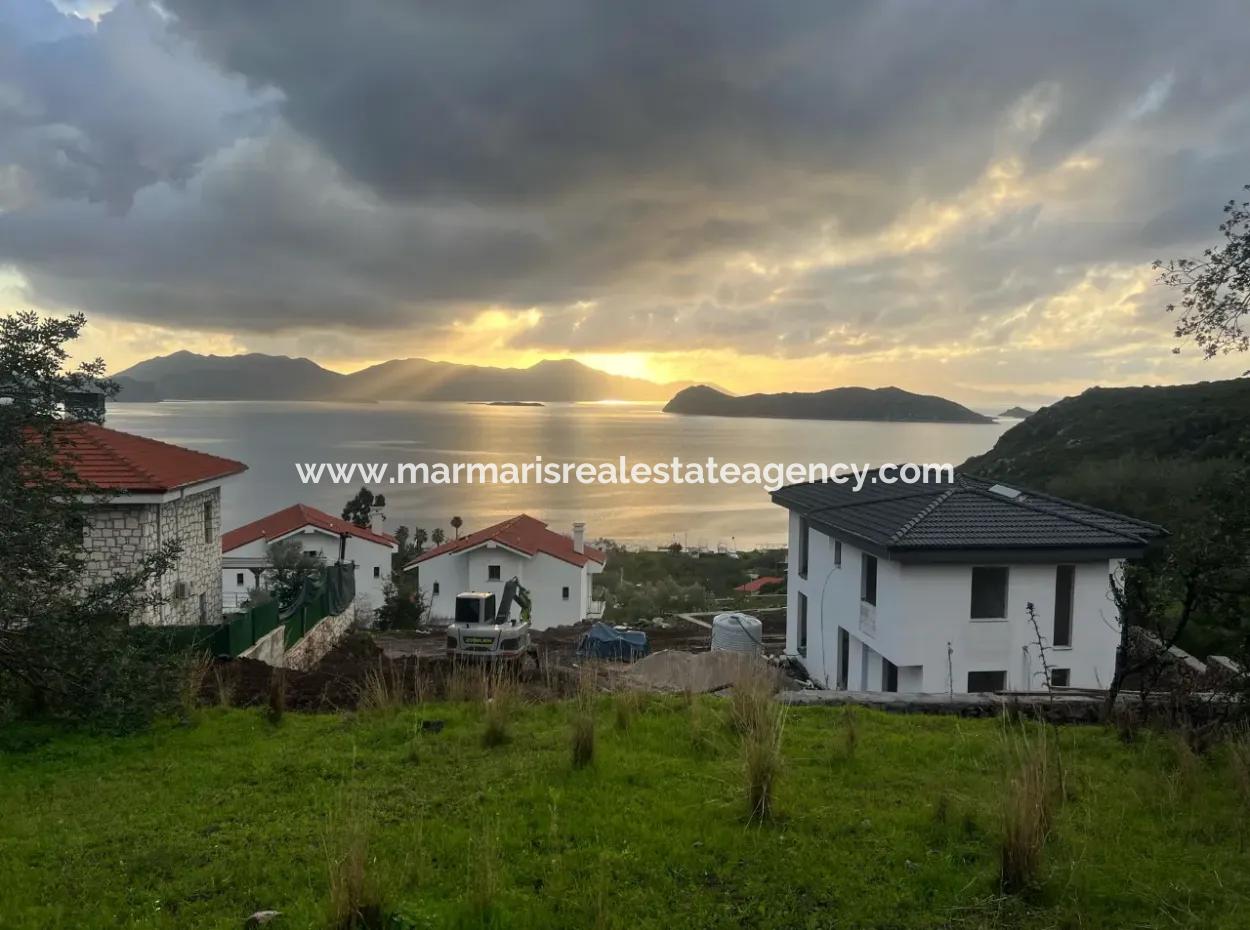 800M2 Grundstück Zum Verkauf Im Dorf Marmaris Söğüt Mit Meerblick 2 Villen Zoniert Oder Für Den Hotelbau Geeignet