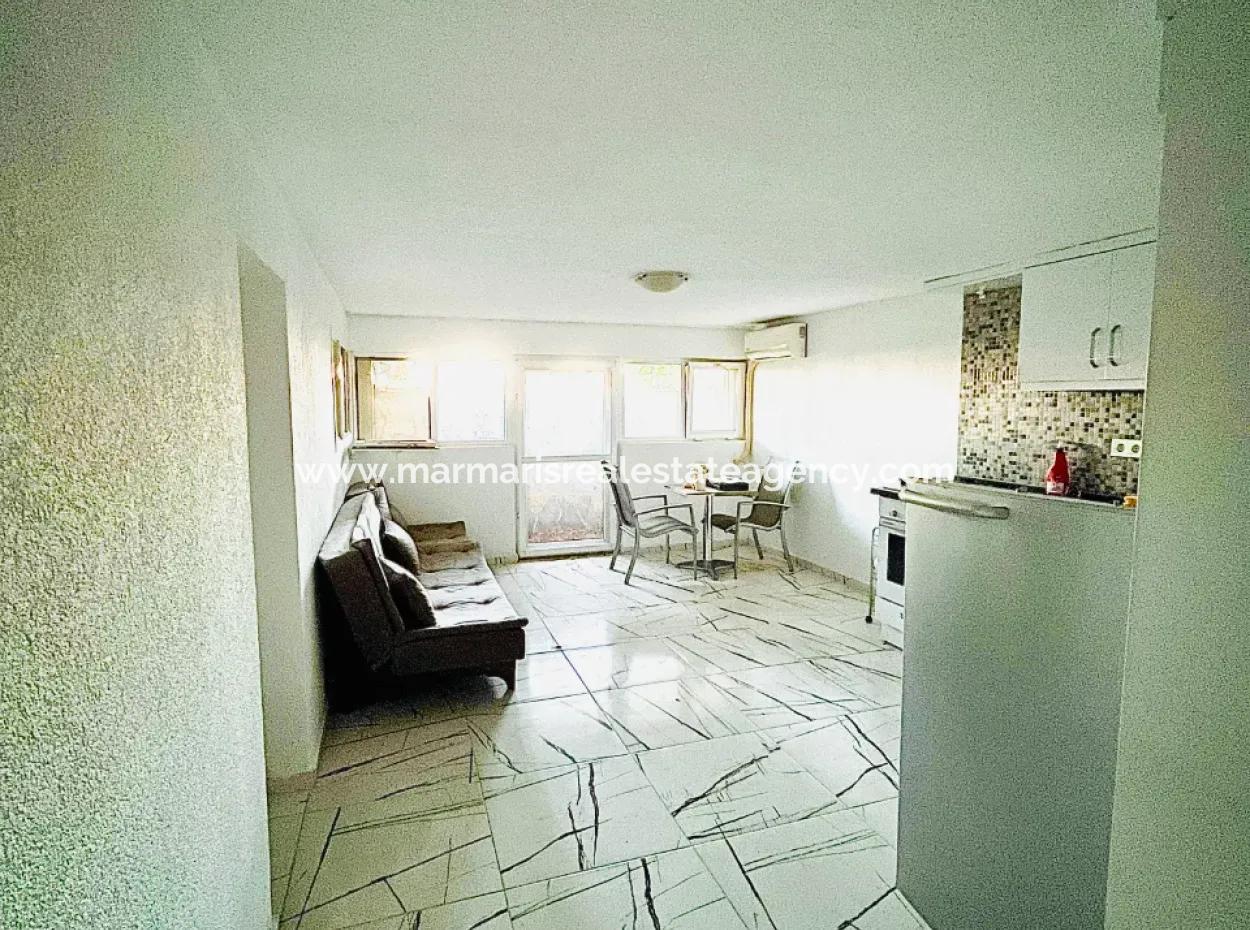 Sie Sind Nur Wenige Schritte Vom Meer Entfernt. Wirklich! Wohnung Direkt Am Wasser.