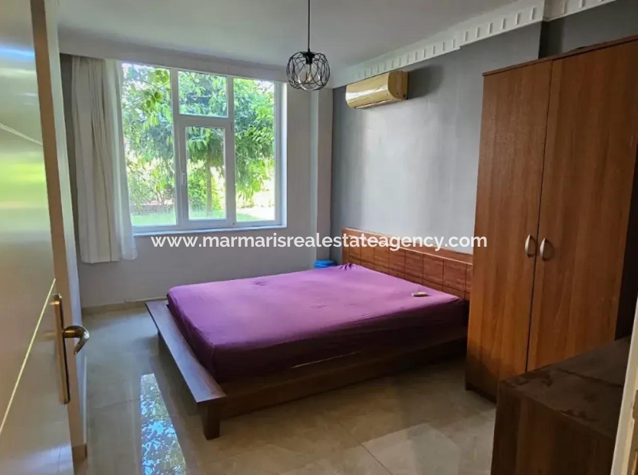 Camiavlu Neighborhood 3 1 Rückwärtsduplex Zum Verkauf Auf Einem Sicheren Gelände Mit Pool