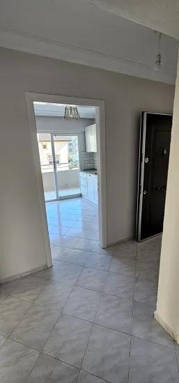 2+1 Wohnung In Der Nachbarschaft Çıldır Mietwohnung