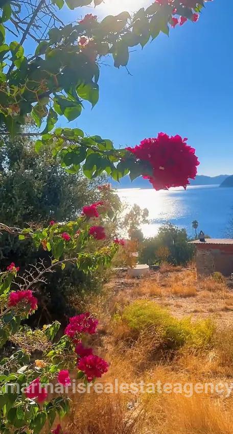 7+3 Bedroom Complex building For sale in Söğüt Nbh. Marmaris - 756 m²