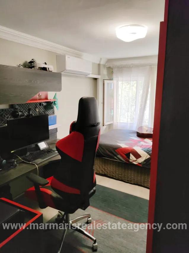 2+1 Bedroom Apartment For sale in Çıldır Nbh. Marmaris - 100 m²