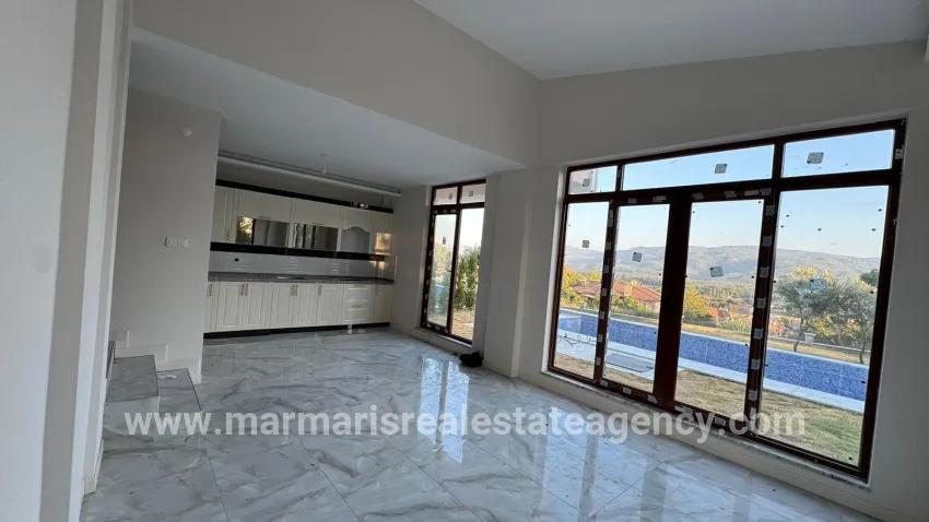 3+1 Bedroom Villa For sale in Kızılyaka Nbh. Ula - 465 m²