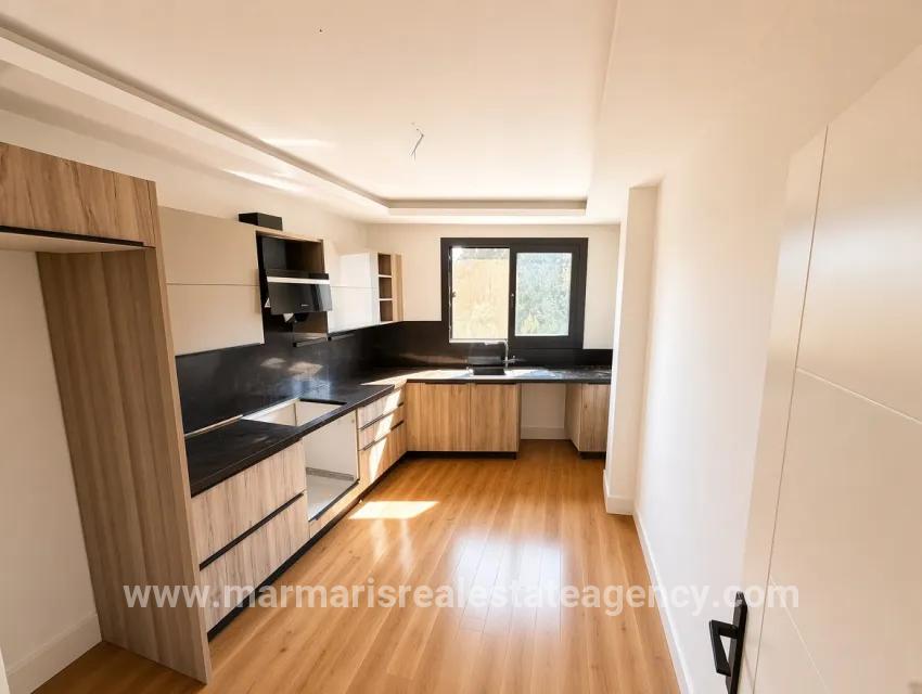3+1 Bedroom Apartment For sale in Armutalan Nbh. Marmaris - 140 m²