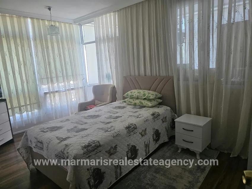 4+1 Bedroom Apartment For sale in Armutalan Nbh. Marmaris - 160 m²
