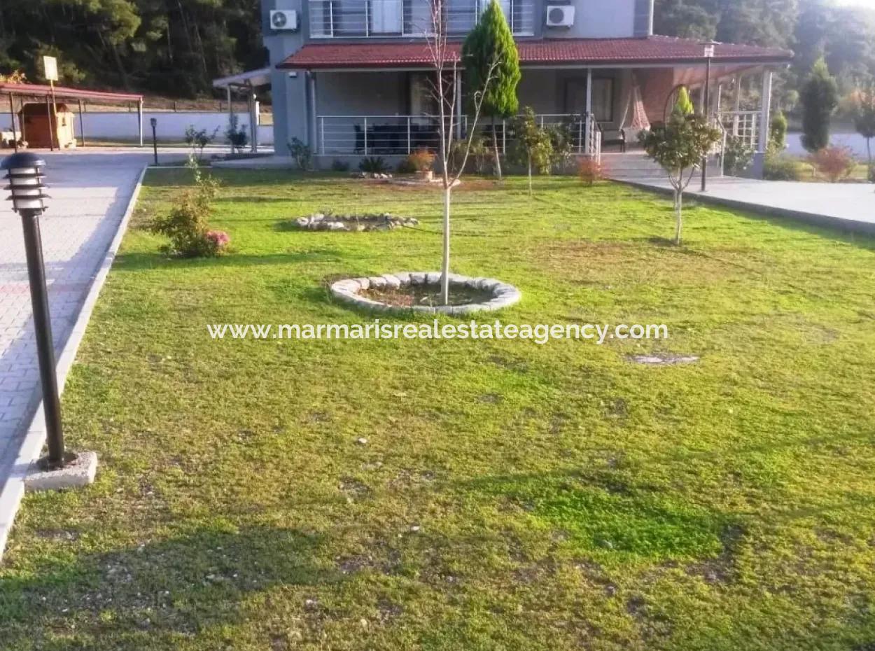 Built On A Plot Of 7000M2 In Marmaris, 8 Room Ranch House Pool