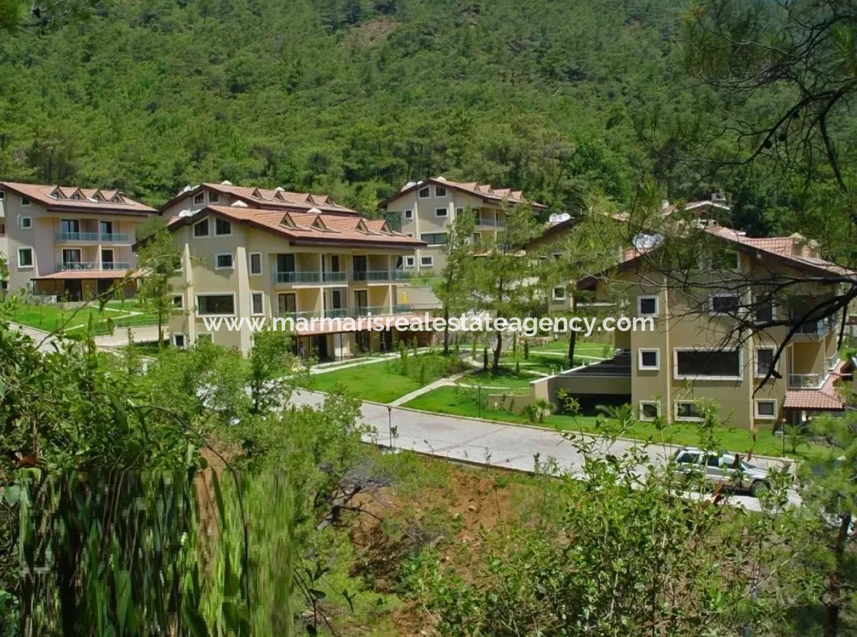 Super Luxury Duplex Apartment With Swimming Pool In Icmeler, Within The Site