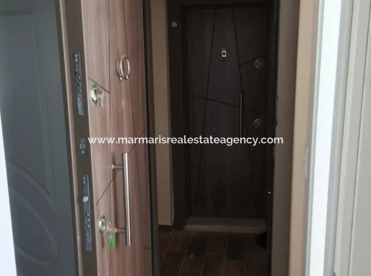 Furnished Apartment With Swimming Pool For Daily Rent In Marmaris Center