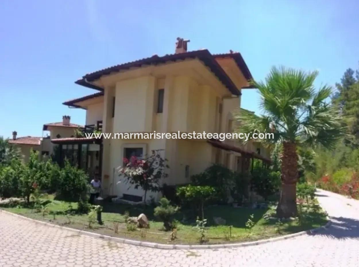 Detached Villa With A Garden For Sale In Ula Muğla District Sultanahmet Neighborhood Twin