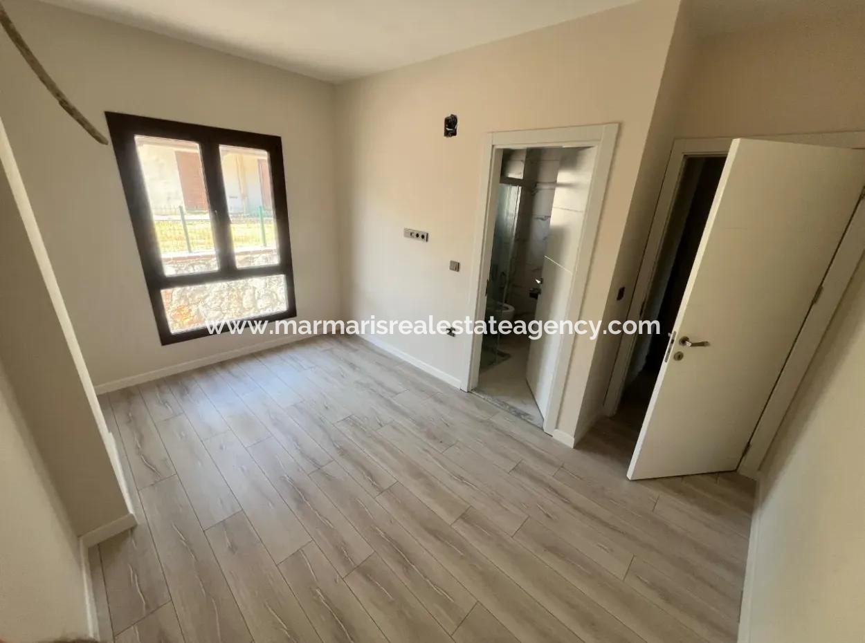 Villa For Sale In Marmaris Çetibeli Neighborhood With 3 Bedrooms And 3 Bathrooms In A Complex With A Detached Garden And Swimming Pool With Forest View