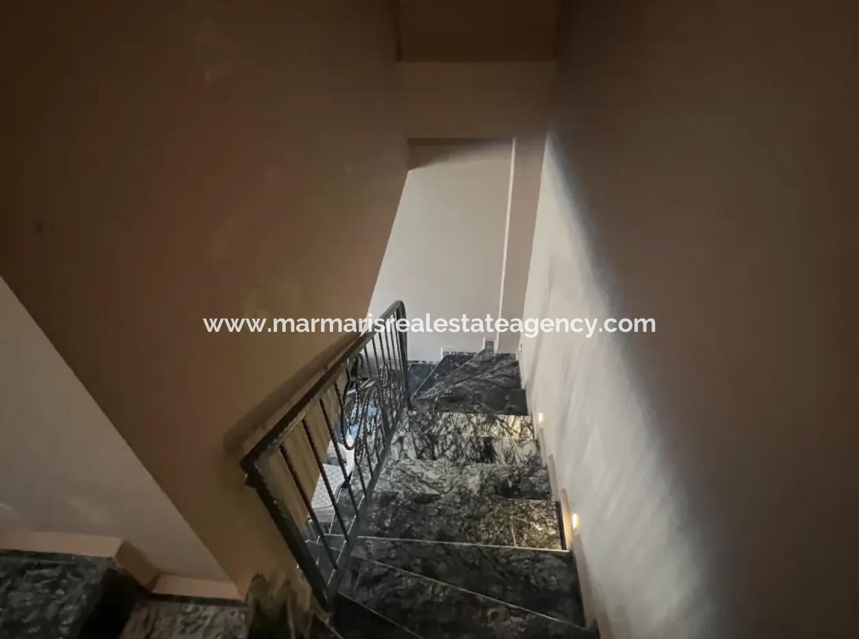 3 Rooms, 1 Living Room, 3 Bathrooms, Ultra-Luxury Daily Rental Villa With Fully Detached Swimming Pool In Marmaris Cetibeli Neighborhood