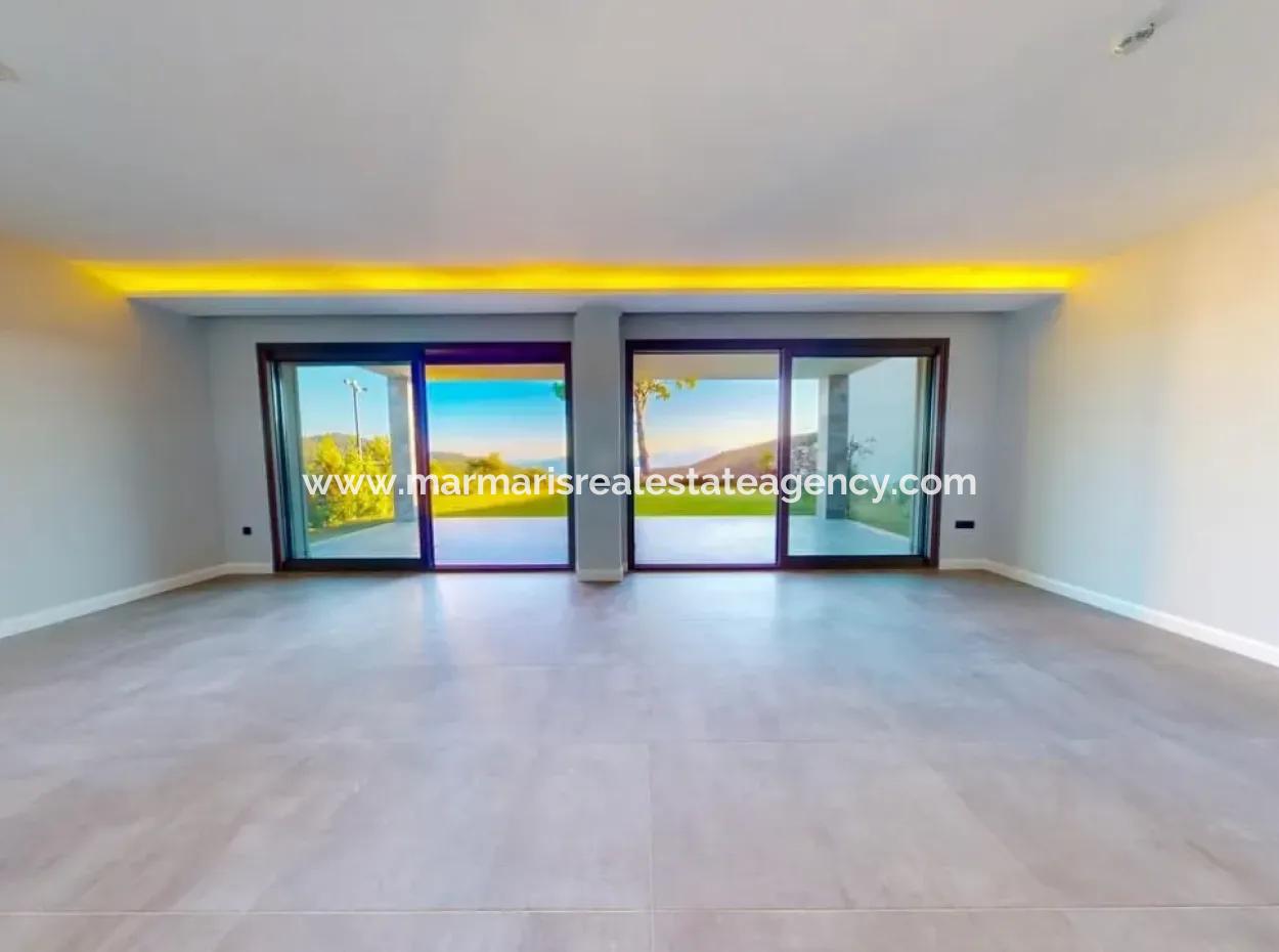 4 Rooms 1 Living Room Custom-Made Villa In 800M2 Plot With Swimming Pool With Magnificent Sea View In Marmaris Gökbel Area