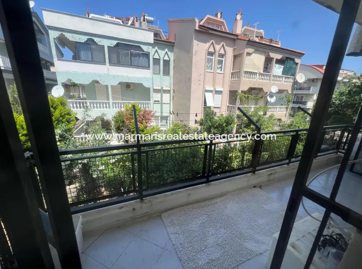 Marmaris Center 3 Rooms 1 Living Room Kitchen 140M2 Arakat Apartment For Sale Very Close To The Sea