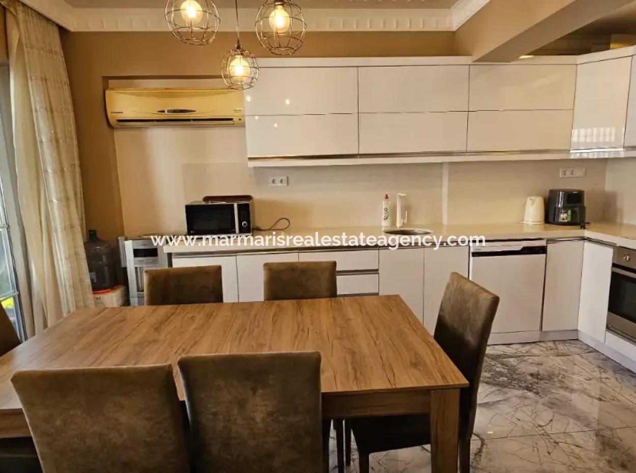Camiavlu Neighborhood 3 1 Reverse Duplex For Sale In A Secure Site With Pool