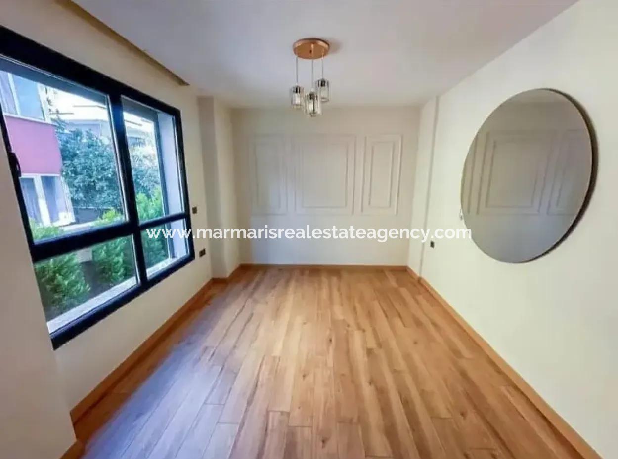 Çıldır Neighborhood 2 1 Year Old Flat For Sale With 1 High Entrance Parking Lot