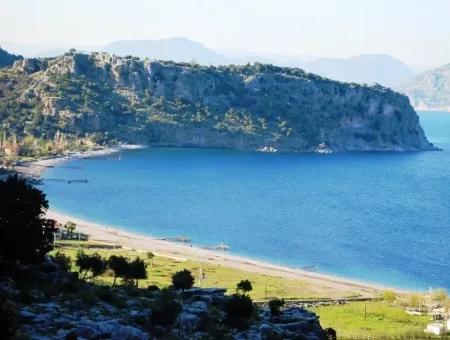 21000M2, Owns The Marina Hotel At The Sea Kumlubük Bay And Land For Sale