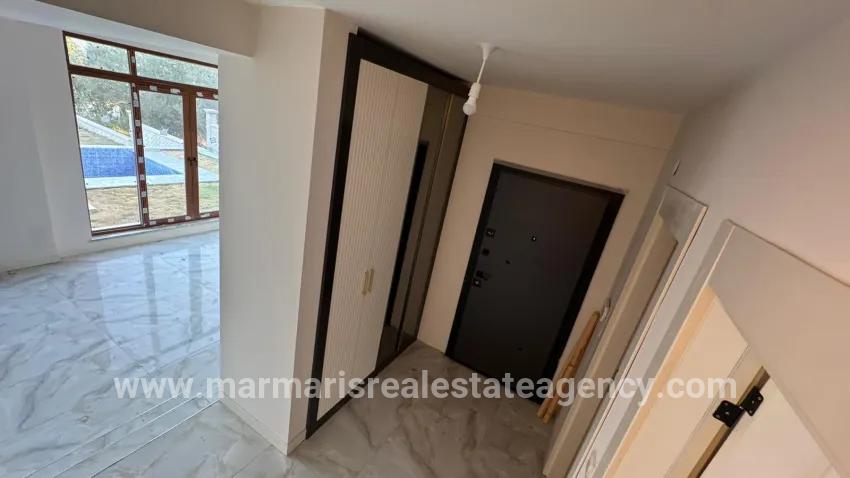 Для продажи Вилла 3+1 в Kızılyaka Ula - 465 m²