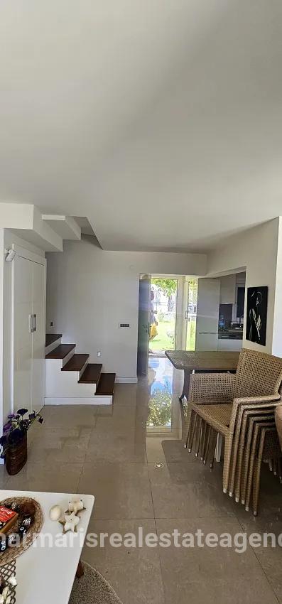 Для продажи Семейный дом 3+1 в İçmeler Marmaris - 200 m²