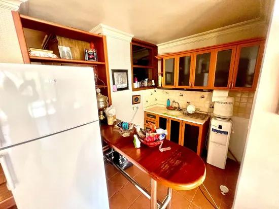 На продажу 4+2 Вилла – 970 m² доля участка – Armutalan