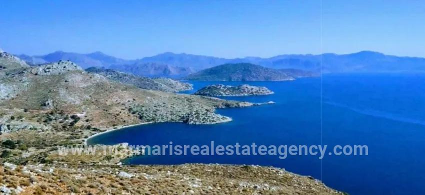 Marmaris Bozburun mahallesinde 32.000m2 arsa Üzerinde İsimleri alınmış yat Çekek yeri