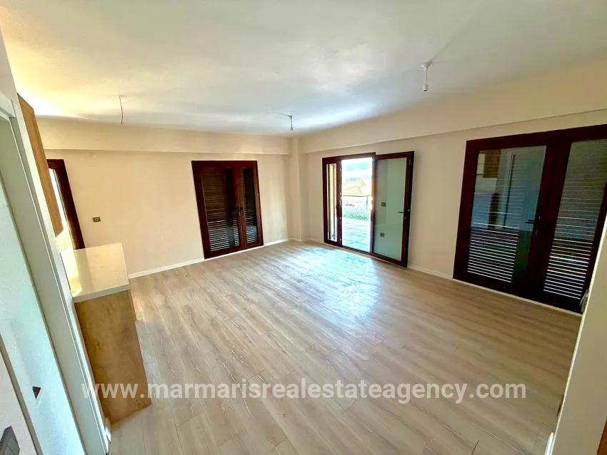 Marmaris Çetibeli Mah. Satılık 3+1 Villa - 140 m²