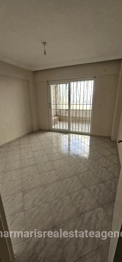 Marmaris Çıldır Mah. Kiralık 2+1 Daire - 130 m²