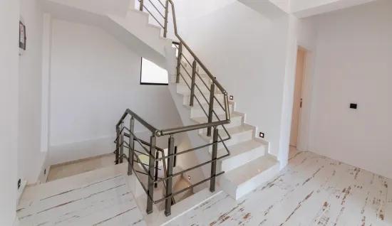 Faralya'da deniz manzaralı muhteşem bir villa