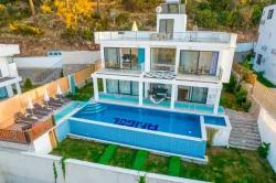 Fethiye Faralya Mah. Satılık 4+1 Müstakil ev - 500 m²