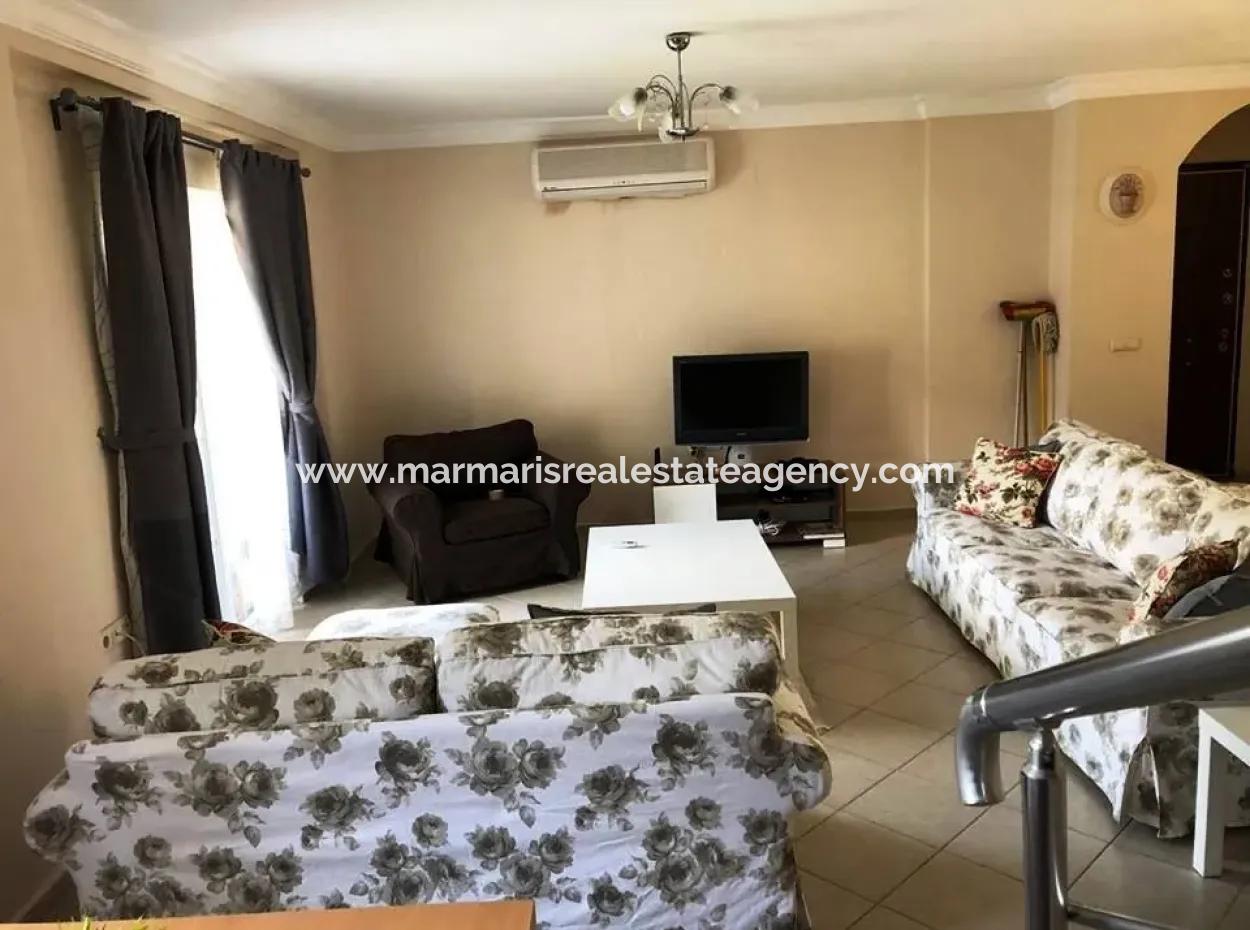 Marmaris İçmeler Yüzme Havuzlu Lüks 3 Oda 1 Salon Dubleks Daire