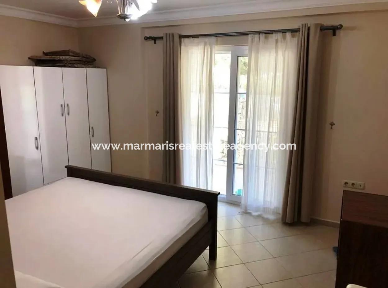 Marmaris İçmeler Yüzme Havuzlu Lüks 3 Oda 1 Salon Dubleks Daire