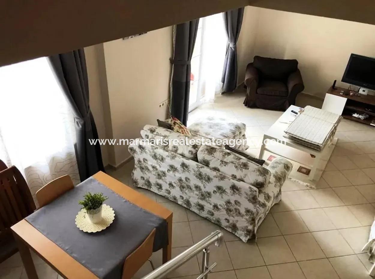 Marmaris İçmeler Yüzme Havuzlu Lüks 3 Oda 1 Salon Dubleks Daire