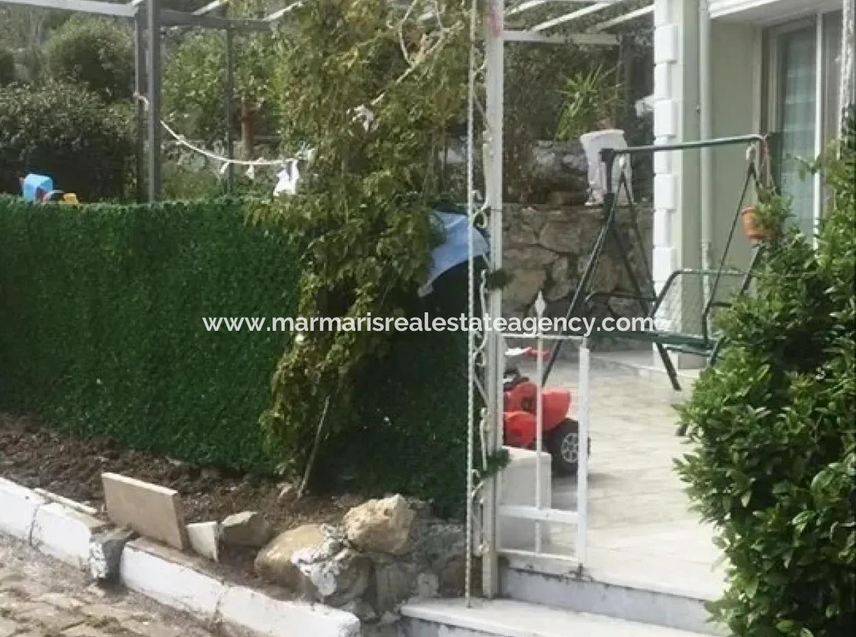 Marmaris Beldibi Mevkiinde 4 Oda 2 Salon 240 M2 Forleks Bahçeli Villa Satılık.olimpik Yüzme Havuzu Mevcuttur.