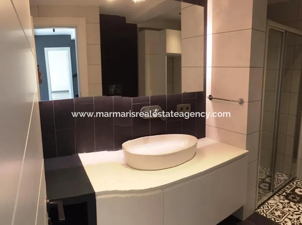 Marmaris İlçesi Beldibi Mahallesinde Satılık Müstakil Havuzlu 4 Oda 2 Salon 220 M2 Havuzlu Akıllı  Villa