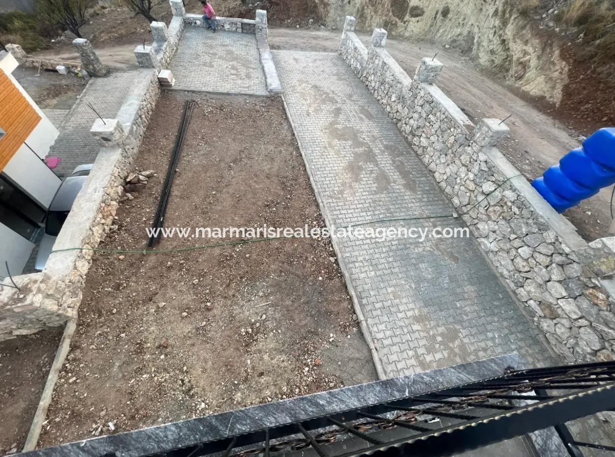 Marmaris Bozburun Mahallesinde Deniz Manzaralı 8 Odalı Satılık Butik Otel