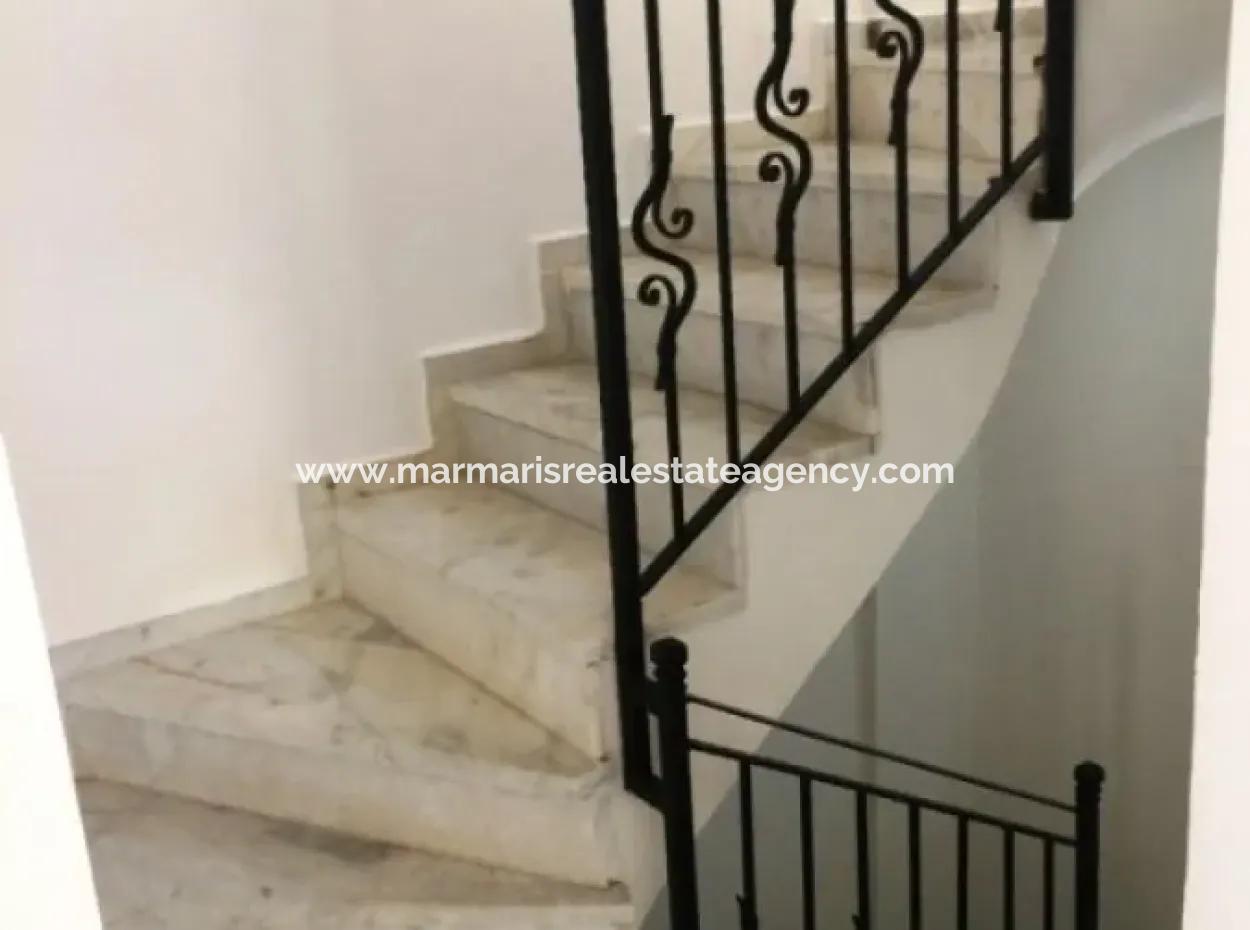 Muğla İli Ula İlçesi Ataköy Mahallesinde Satılık İkiz Müstakil Bahçeli Villa